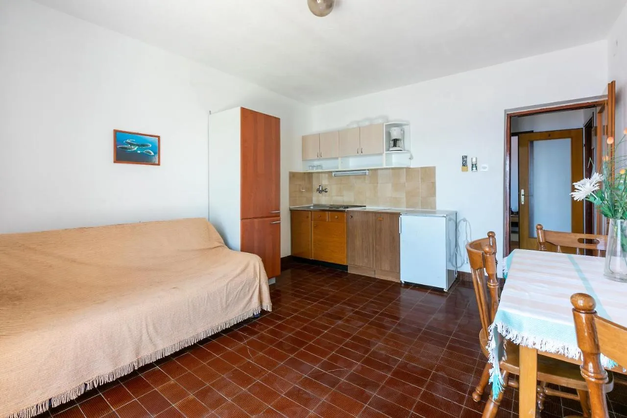 Apartments Rozaria Dramalj