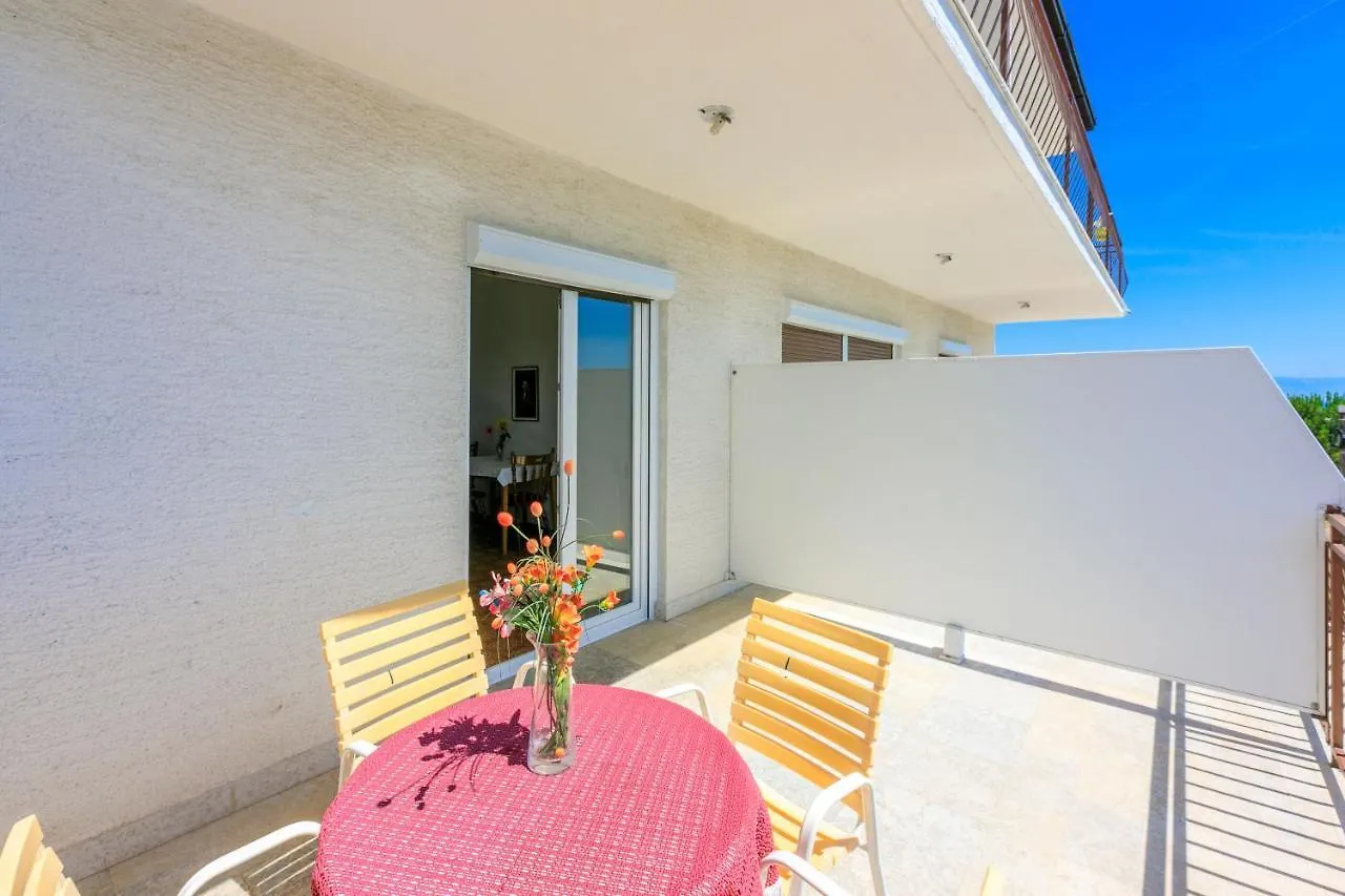 Apartments Rozaria دْغاماي