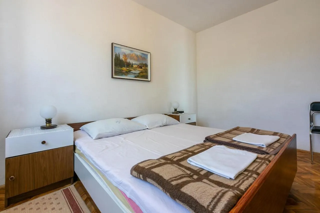 Apartments Rozaria دْغاماي