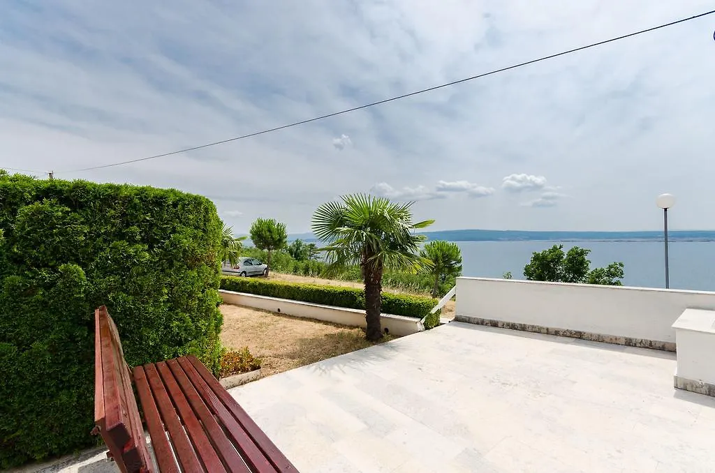 Apartments Rozaria دْغاماي